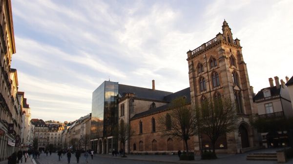 Top 5 raisons de sélectionner un professionnel RGE à Bordeaux