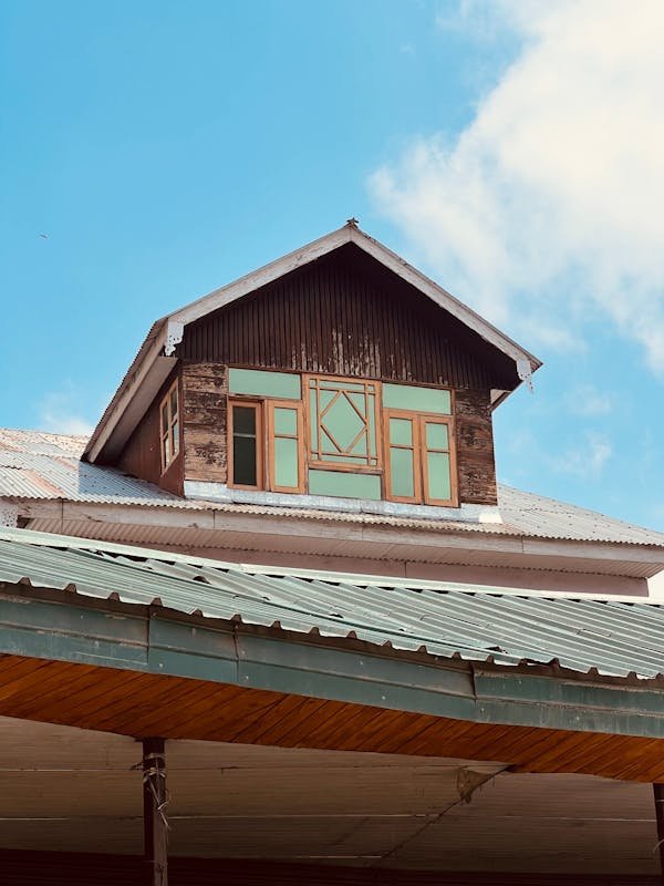 Coulisseau de tête : l'assurance étanchéité pour vos toits